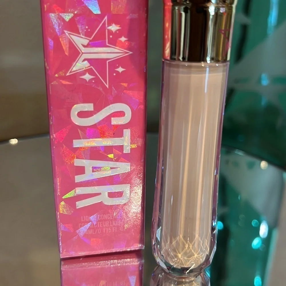 Magic Star C14, Jeffree Star Magic Star Concealer C14 NEW IN BOX.